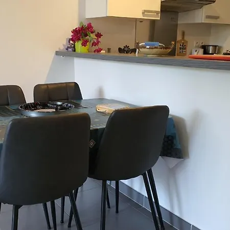 Apartment La Plage 4 **** La Londe-les-Maures